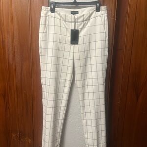 Adrienne Vittadini Cream and Black Checkered Chinos